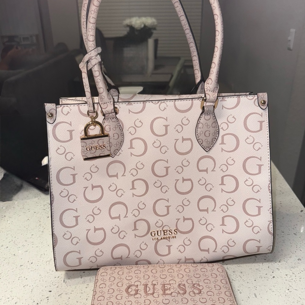 GUESS Light Pink Monogram Tote+wallet